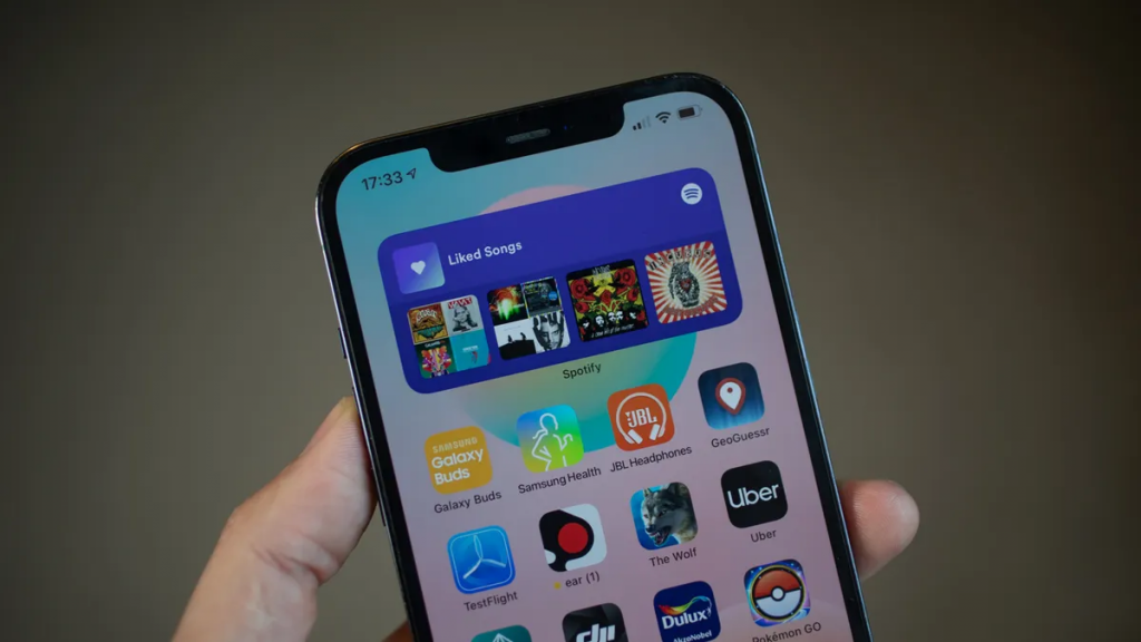 Ultimate Guide to Customizing Your iPhone Home Screen 1 iPhone Home Screen ideas